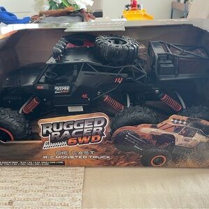 6WD R/C Monster Truck - Black and Red